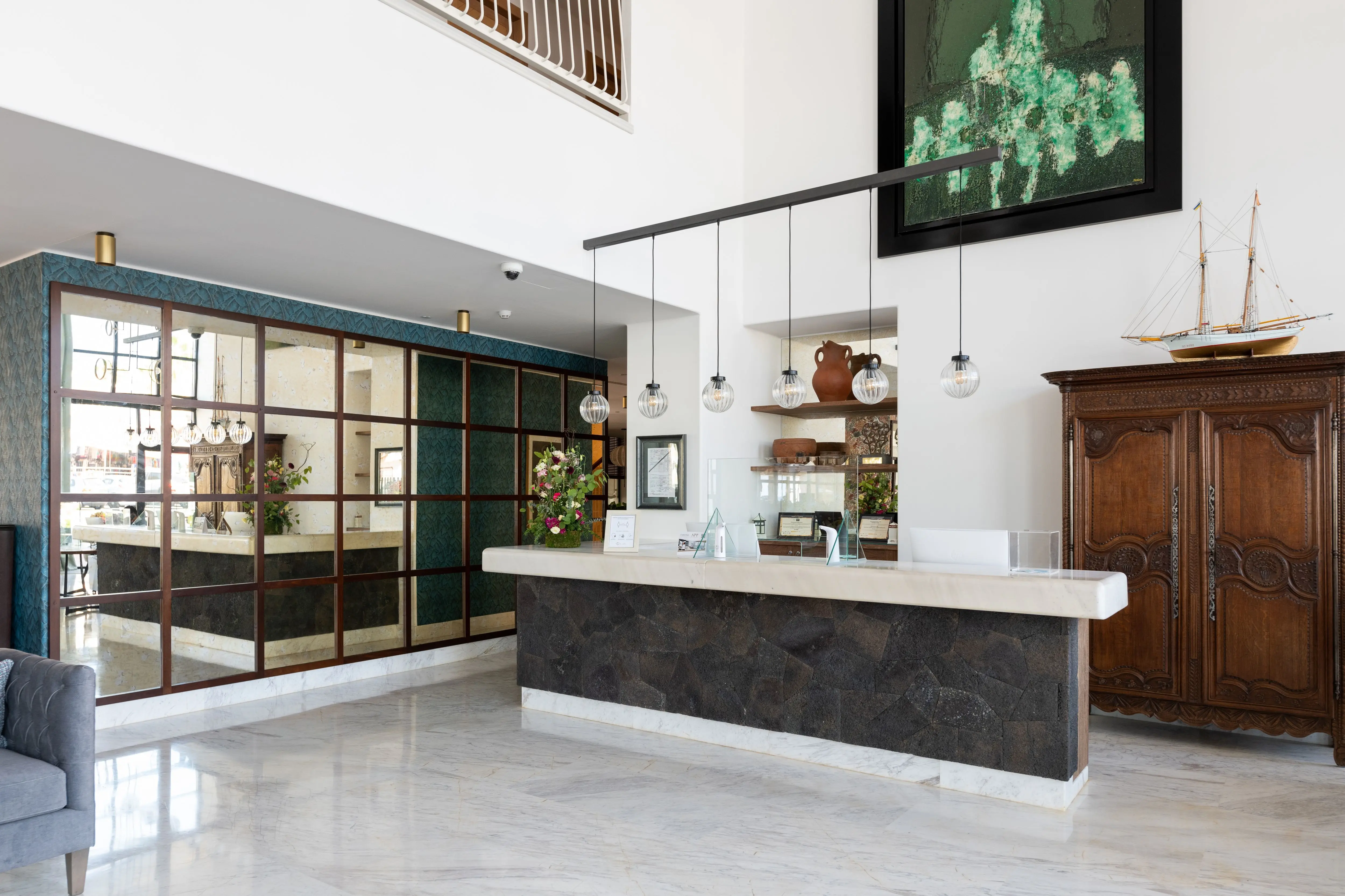 Fariones Hotel gallery image 7