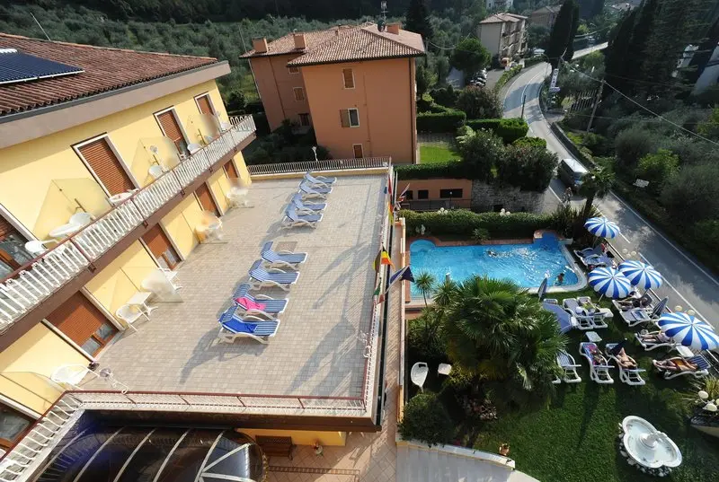 Cristallo Hotel gallery image 5