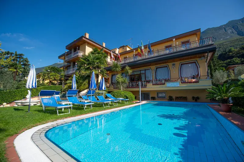 Cristallo Hotel gallery image 1