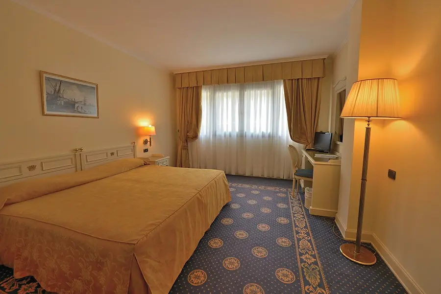 Savoy Palace Hotel gallery image 3