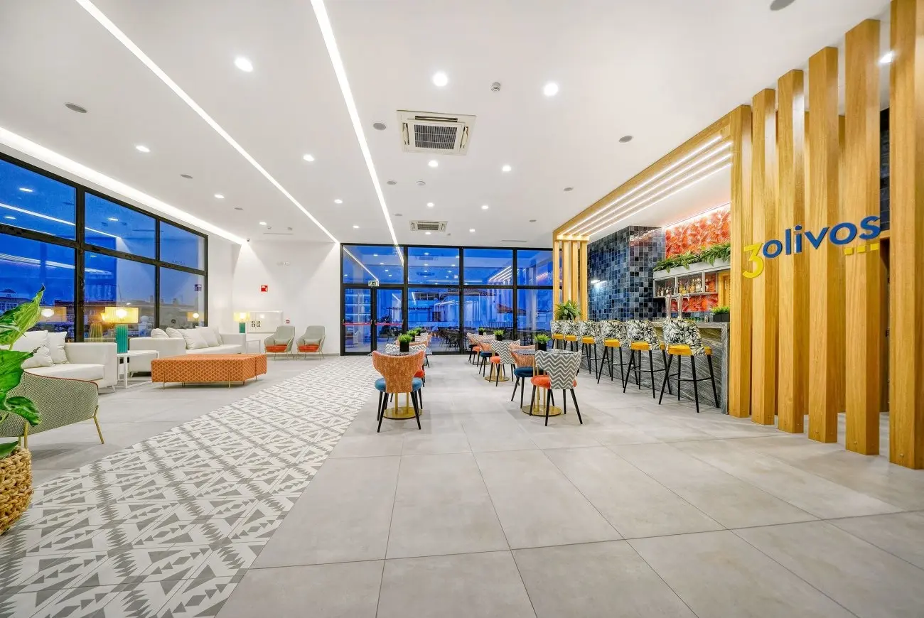 Broncemar Beach gallery image 13