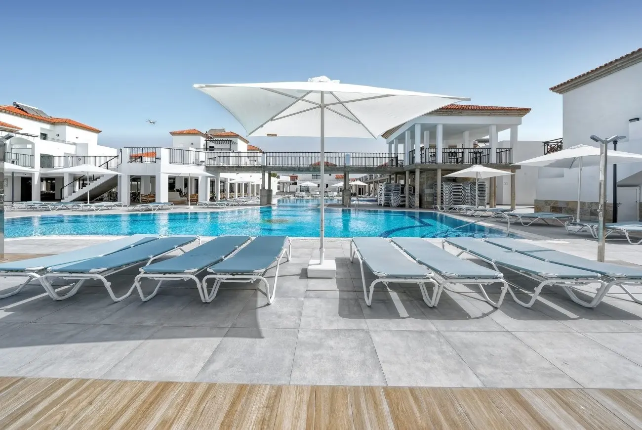 Broncemar Beach gallery image 8