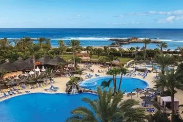 Elba Carlota Beach & Convention Resort