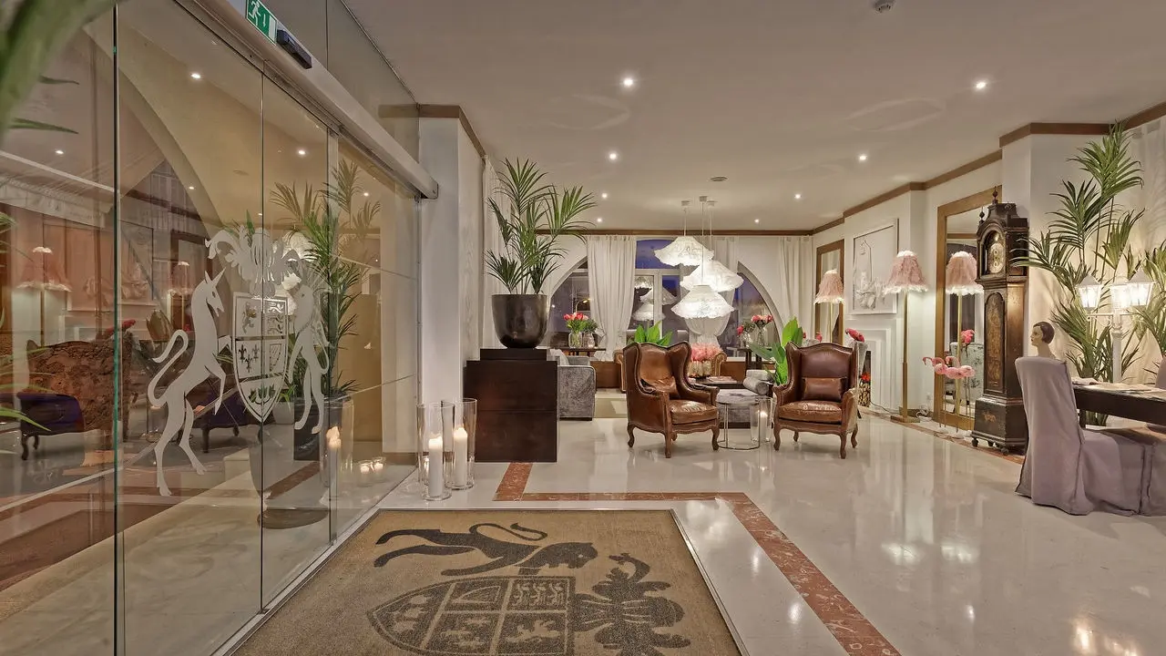 Inglaterra Hotel gallery image 3