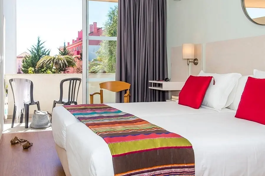 Londres Hotel gallery image 2