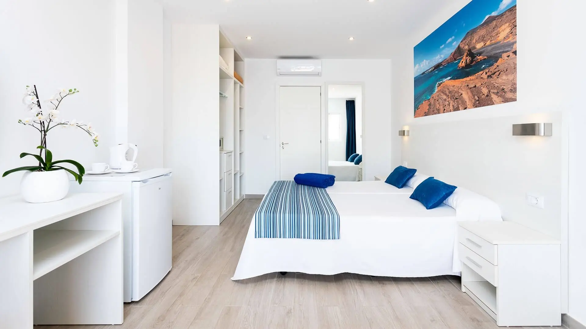 Globales Costa Tropical Apartments gallery image 11