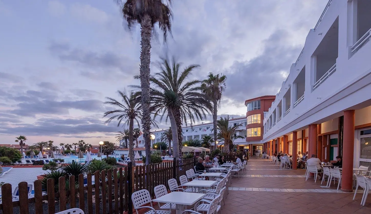 Globales Costa Tropical Apartments gallery image 6