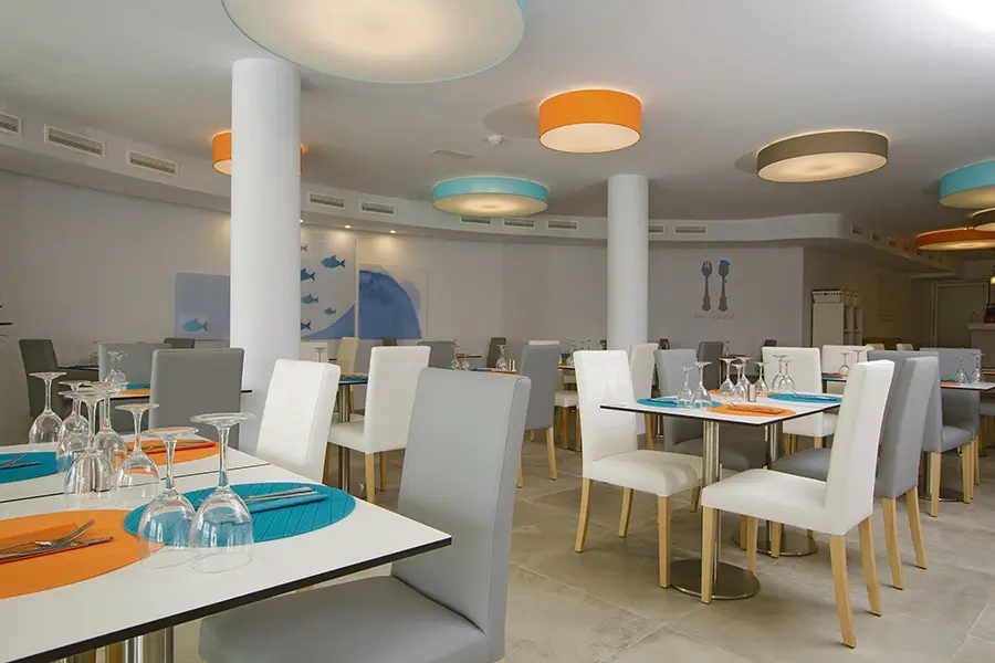 Aqua Suites Hotel gallery image 3