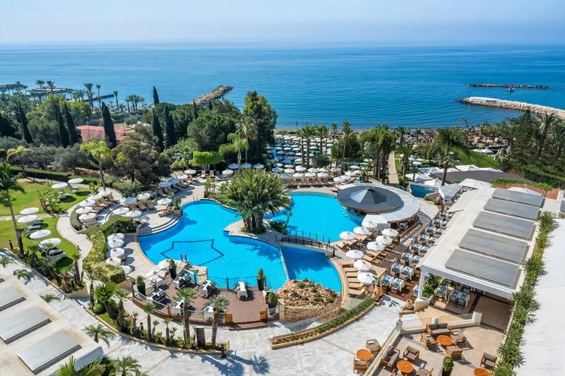 Mediterranean Beach Hotel gallery image 2
