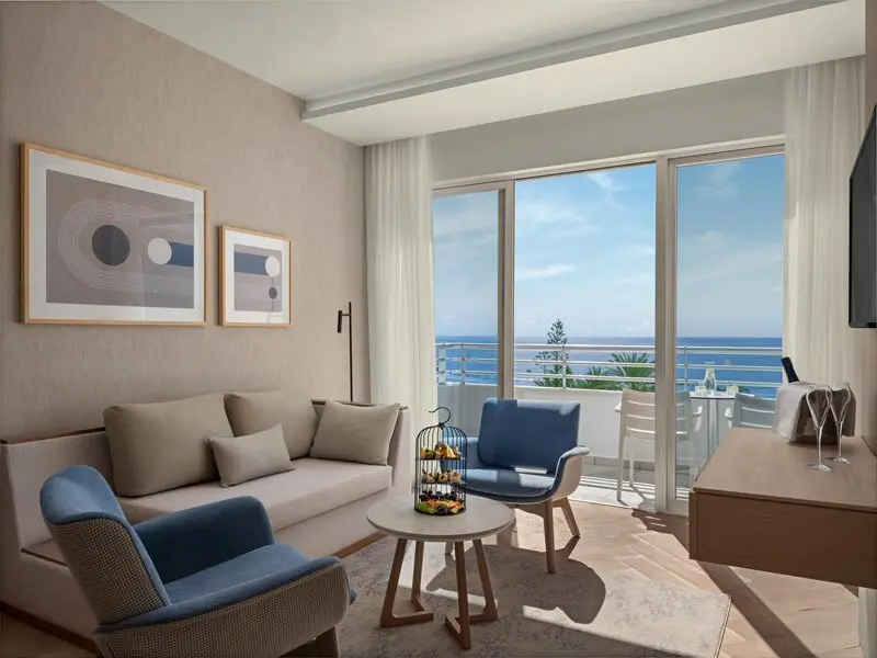 Mediterranean Beach Hotel gallery image 18