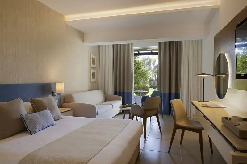 Mediterranean Beach Hotel gallery image 27