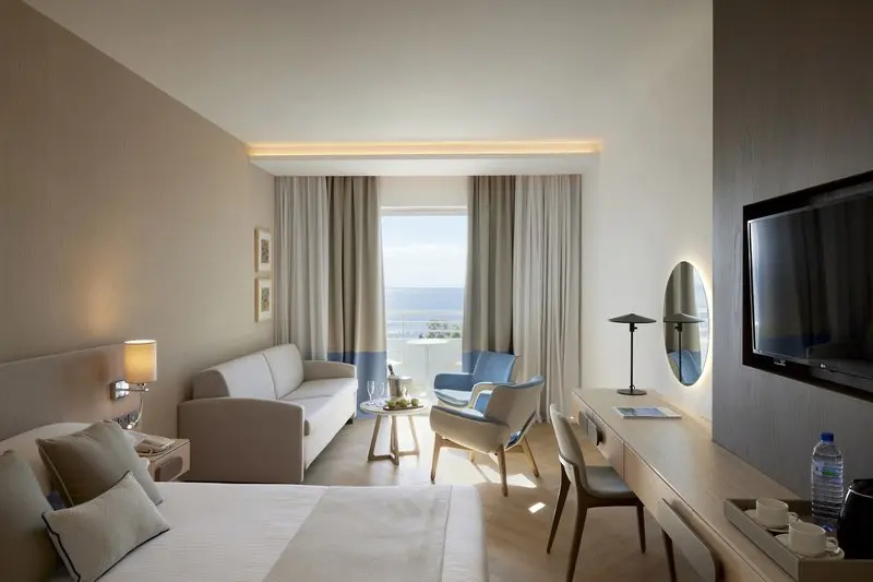 Mediterranean Beach Hotel gallery image 29