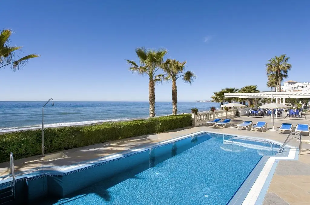 Perla Marina Hotel
