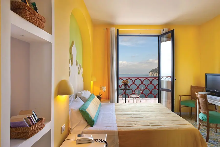 Minerva Hotel gallery image 3