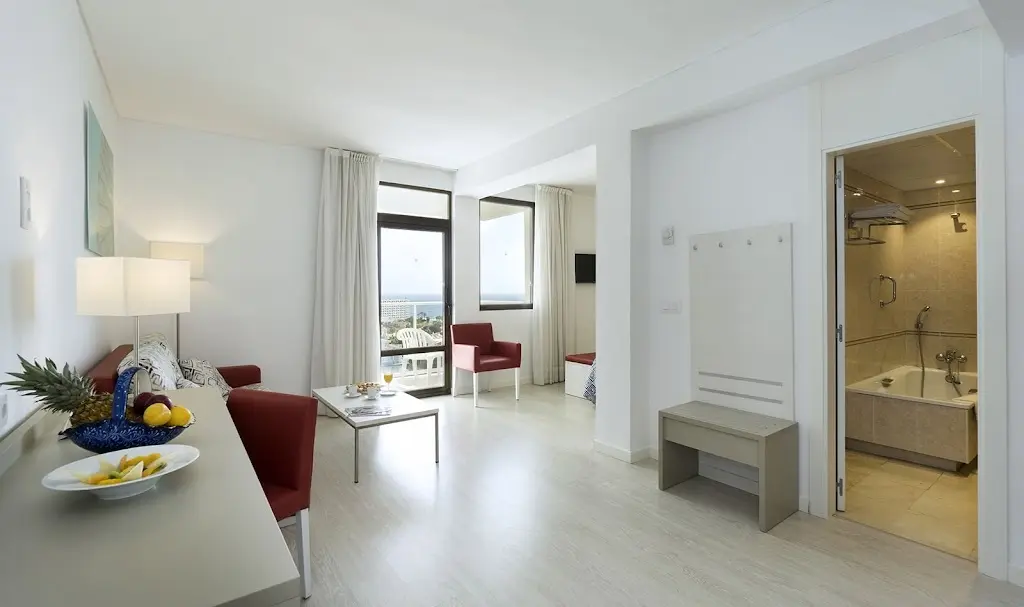 Alay Hotel (AGP) gallery image 16