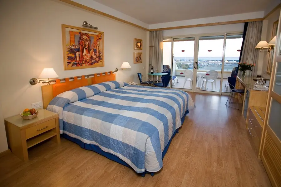 St Raphael Resort gallery image 13
