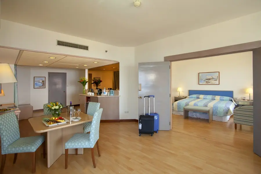 St Raphael Resort gallery image 17