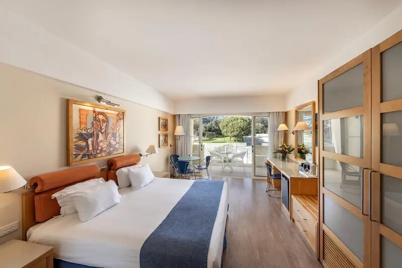 St Raphael Resort gallery image 19