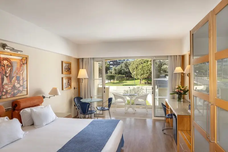 St Raphael Resort gallery image 20