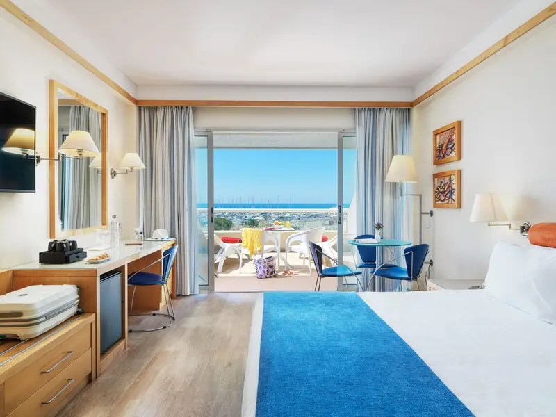 St Raphael Resort gallery image 21