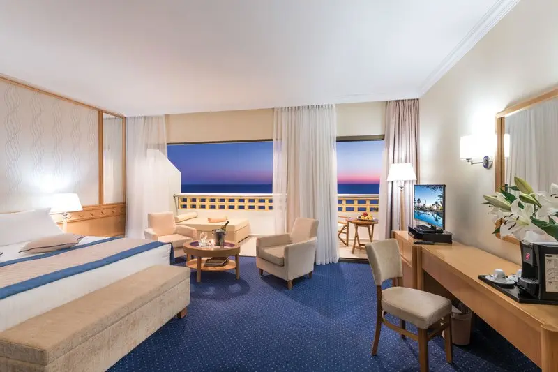 Constantinou Bros. Athena Royal Beach Hotel gallery image 4