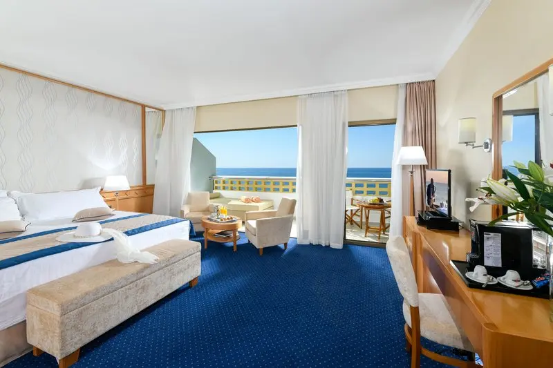 Constantinou Bros. Athena Royal Beach Hotel gallery image 6