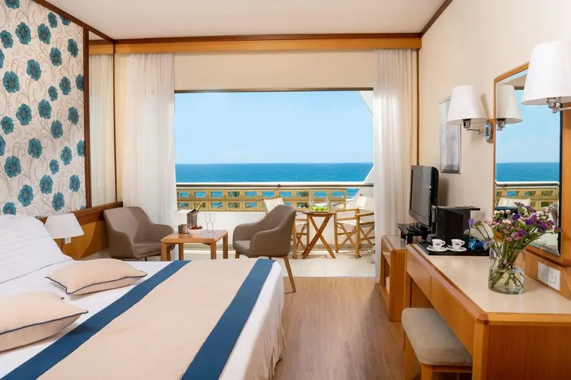Constantinou Bros. Athena Royal Beach Hotel gallery image 7