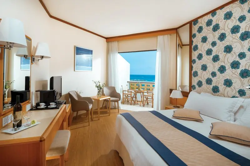 Constantinou Bros. Athena Royal Beach Hotel gallery image 8