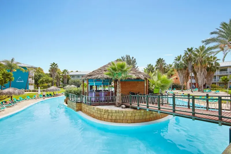 Caribe Hotel gallery image 2