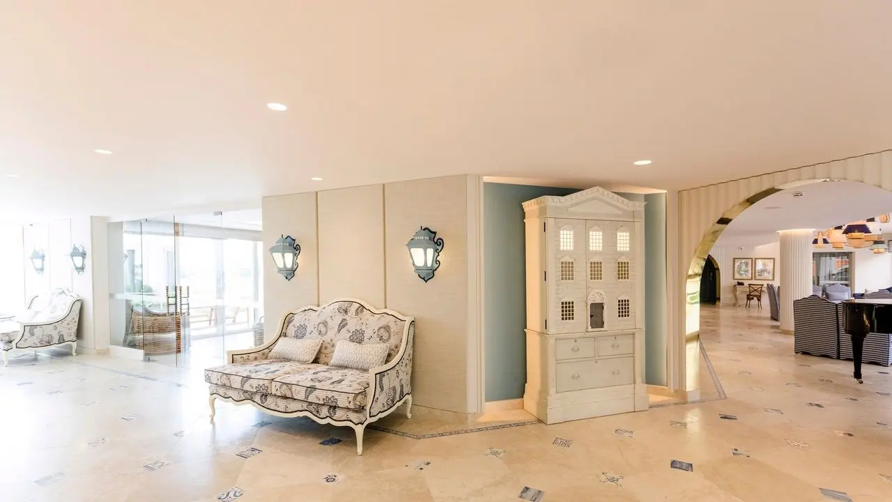 Albatroz Hotel gallery image 3