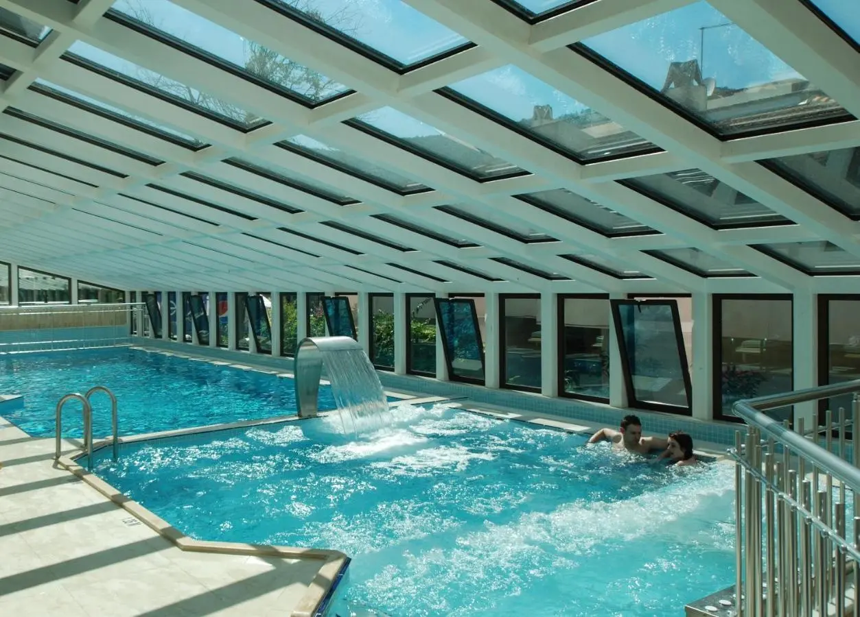 Aqua Hotel gallery image 12