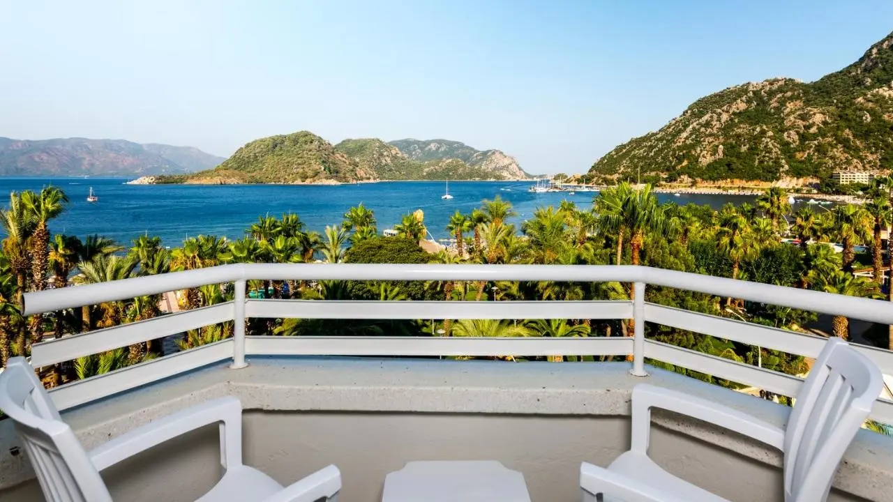 Aqua Hotel gallery image 15