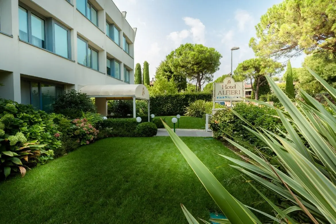 Alfieri Hotel gallery image 13