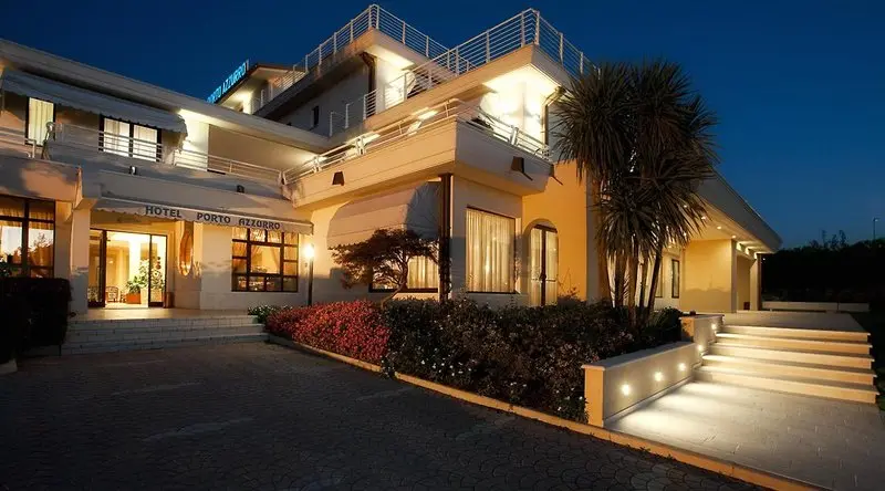 Hotel Porto Azzurro gallery image 3