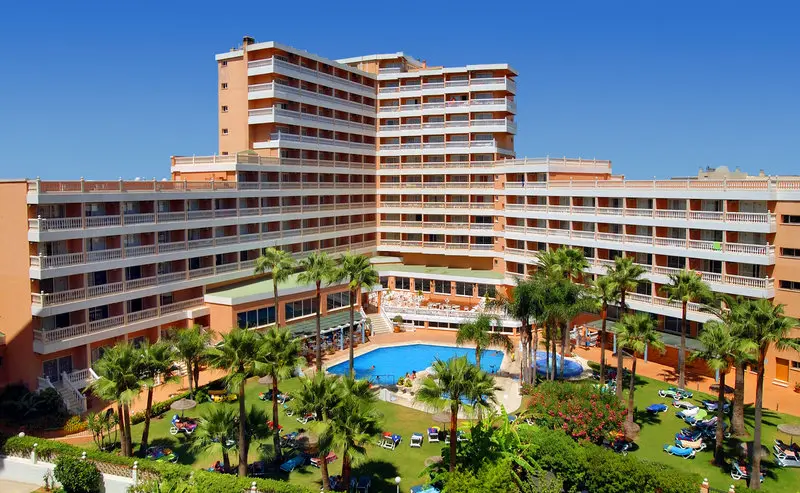 Parasol Garden Hotel gallery image 7