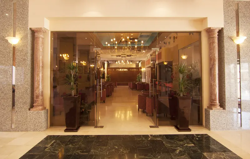 Parasol Garden Hotel gallery image 13