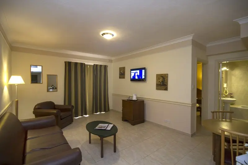 Soreda Hotel gallery image 4