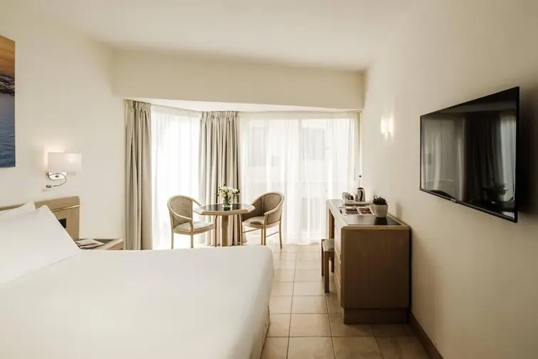 Diplomat Hotel gallery image 22