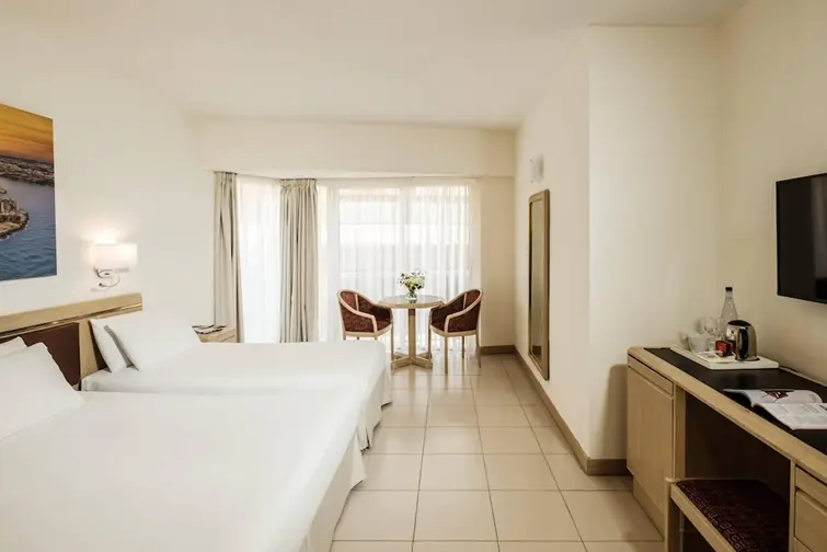 Diplomat Hotel gallery image 28