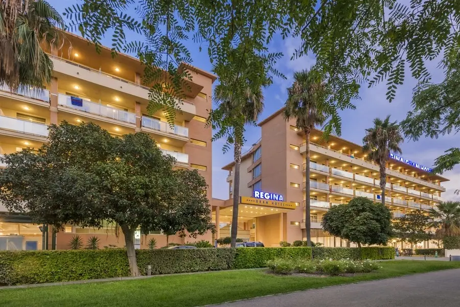 4R Regina Gran Hotel gallery image 1