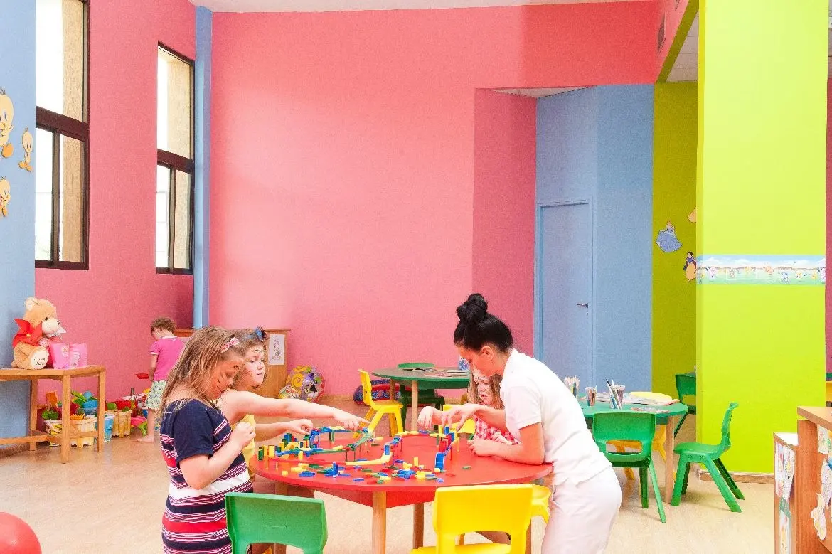 Constantinou Bros. Athena Beach Hotel gallery image 22