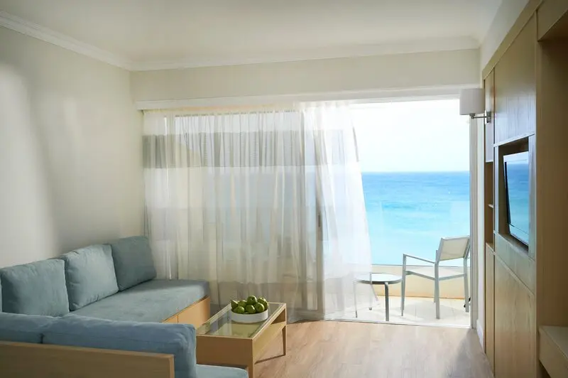 Sunrise Beach Hotel gallery image 16