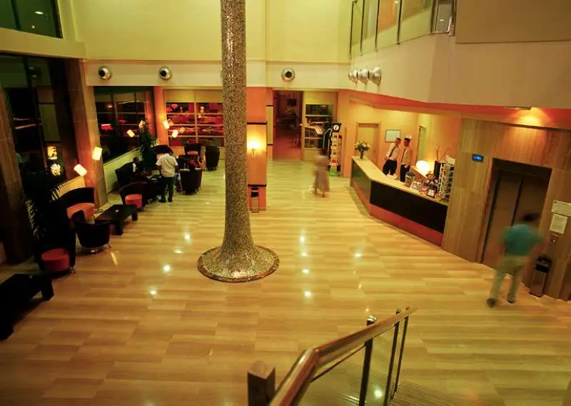 California Palace gallery image 13
