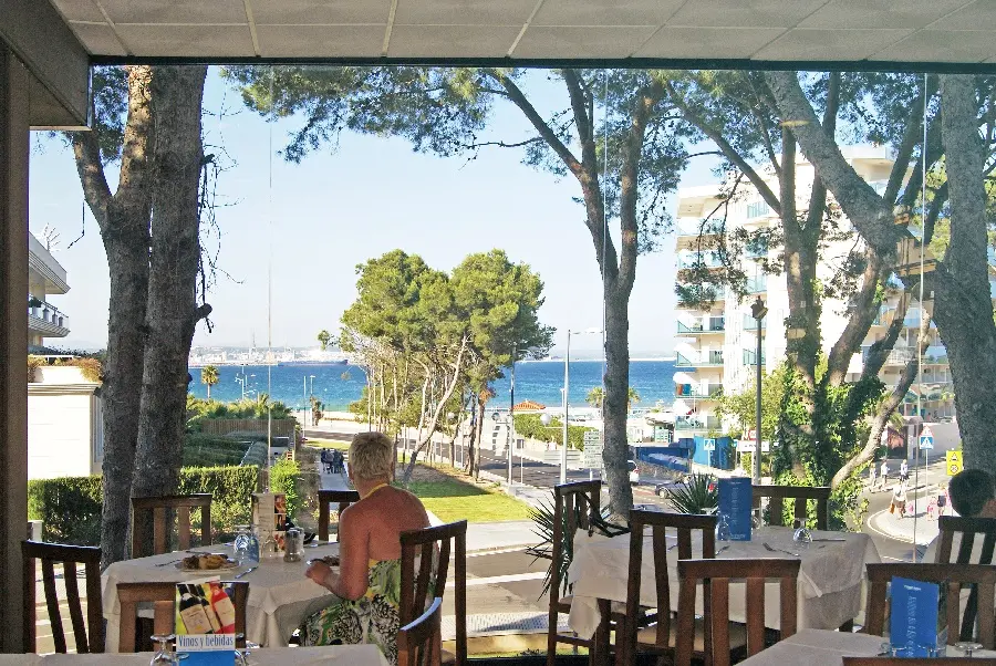 Sol D'Or Hotel gallery image 7