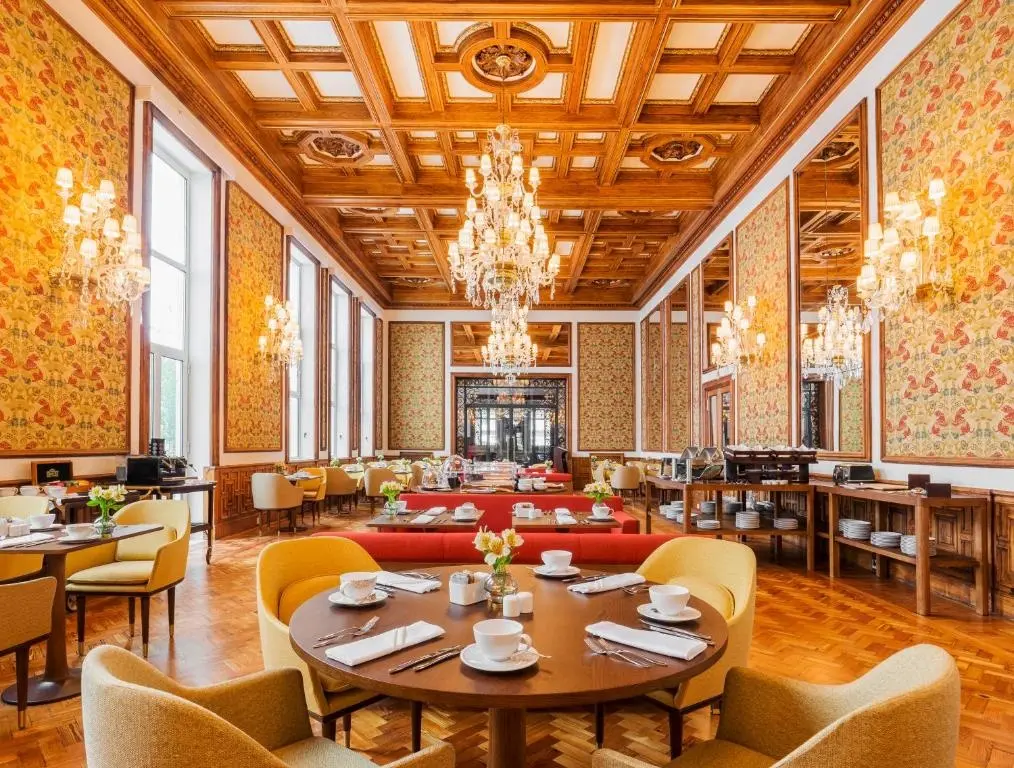 Infante Sagres Hotel gallery image 2