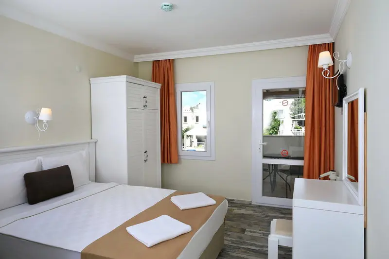 Summer Garden Suites and Beach Hotel gallery image 10