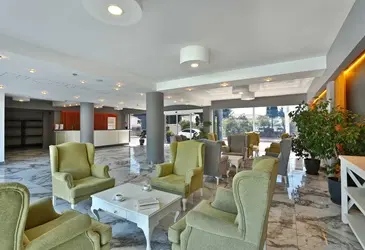 Summer Garden Suites and Beach Hotel