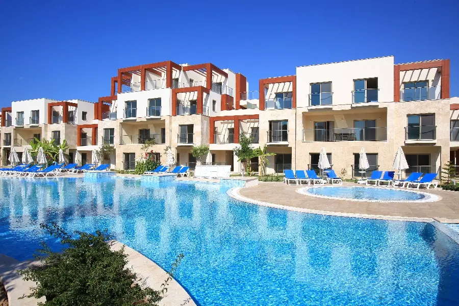 Arin Resort gallery image 3
