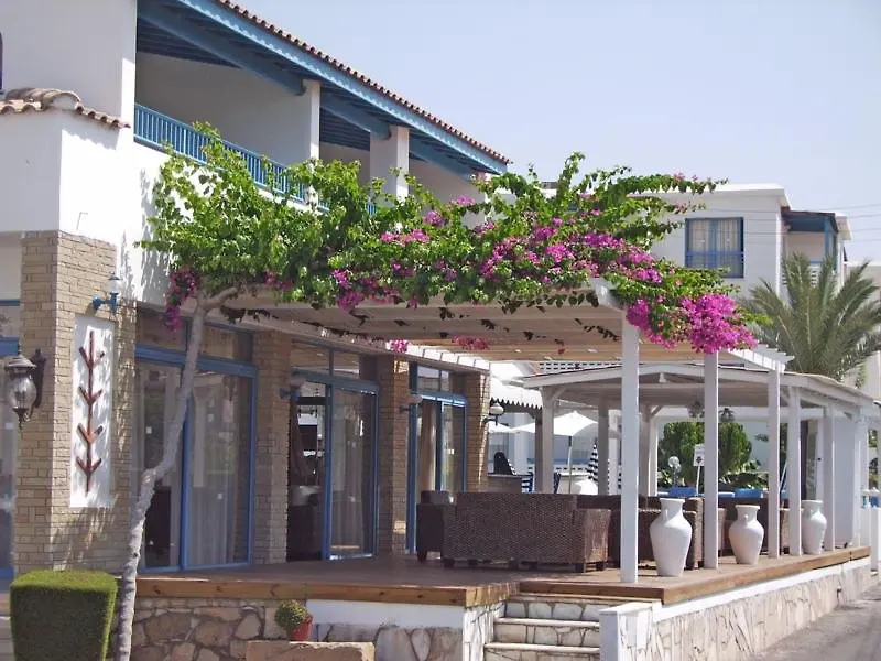 Tasmaria Aparthotel gallery image 3