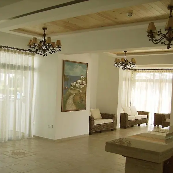 Tasmaria Aparthotel gallery image 13